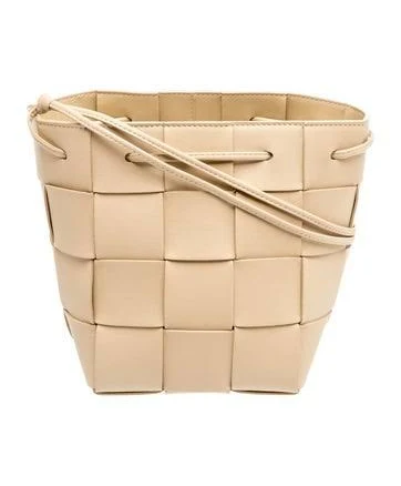 Woman Bottega Veneta Small Cassette Leather Bucket Bag