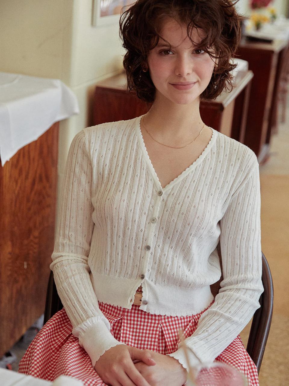 Aroma Scallop Knit Cardigan [Ivory/Melange gray/Red]