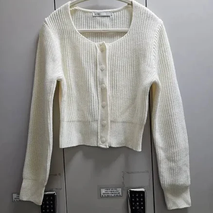 MIXXO Square Neck Cardigan Ivory (New Product)