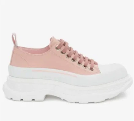 Alexander Mcqueen Tread Slick Lace Up In Magnolia