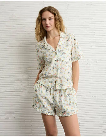 American Eagle Women's Snoopy Ruffled Flannel Pajama Set