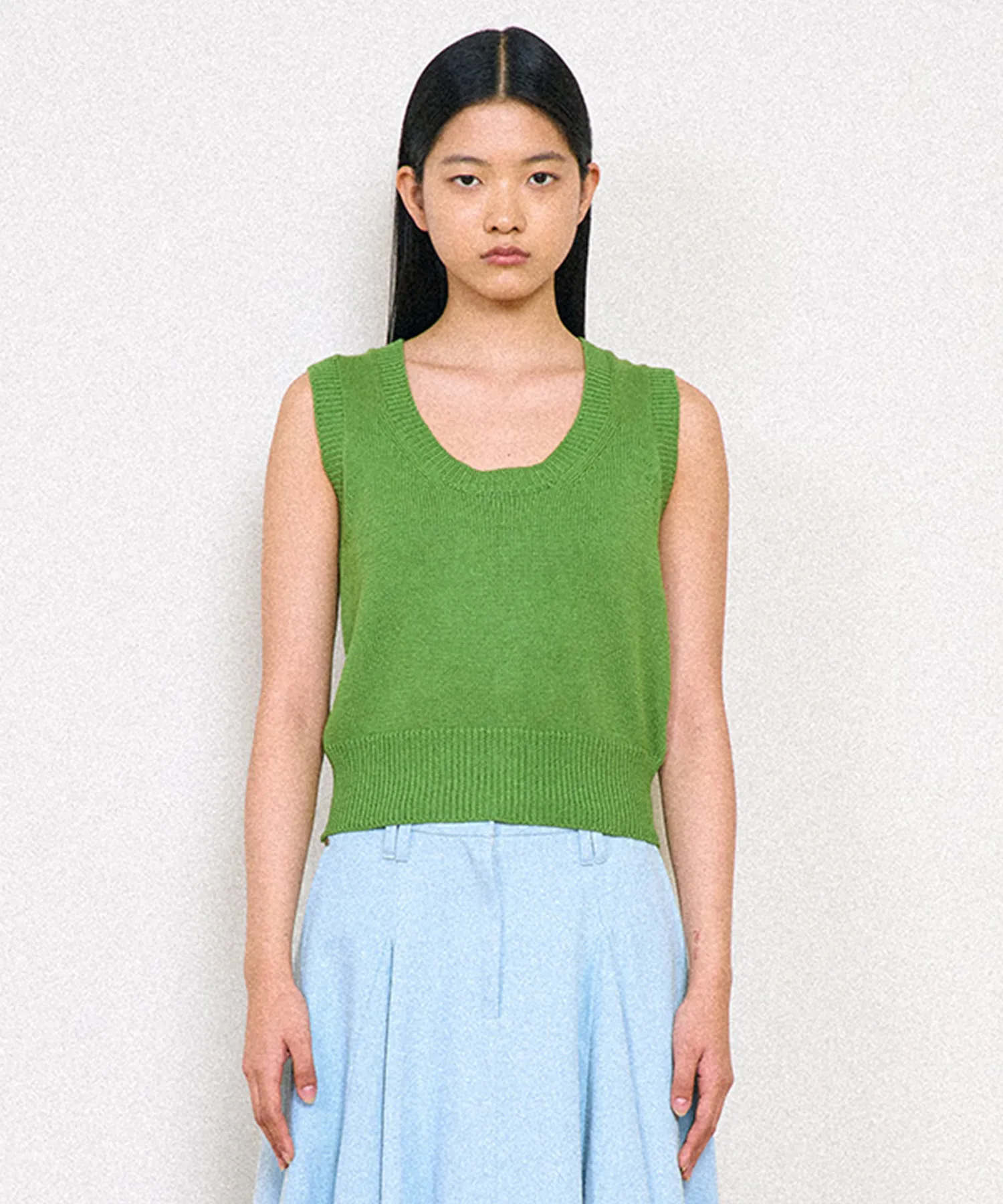 Deep U-Neck Button Knit Vest_Green
