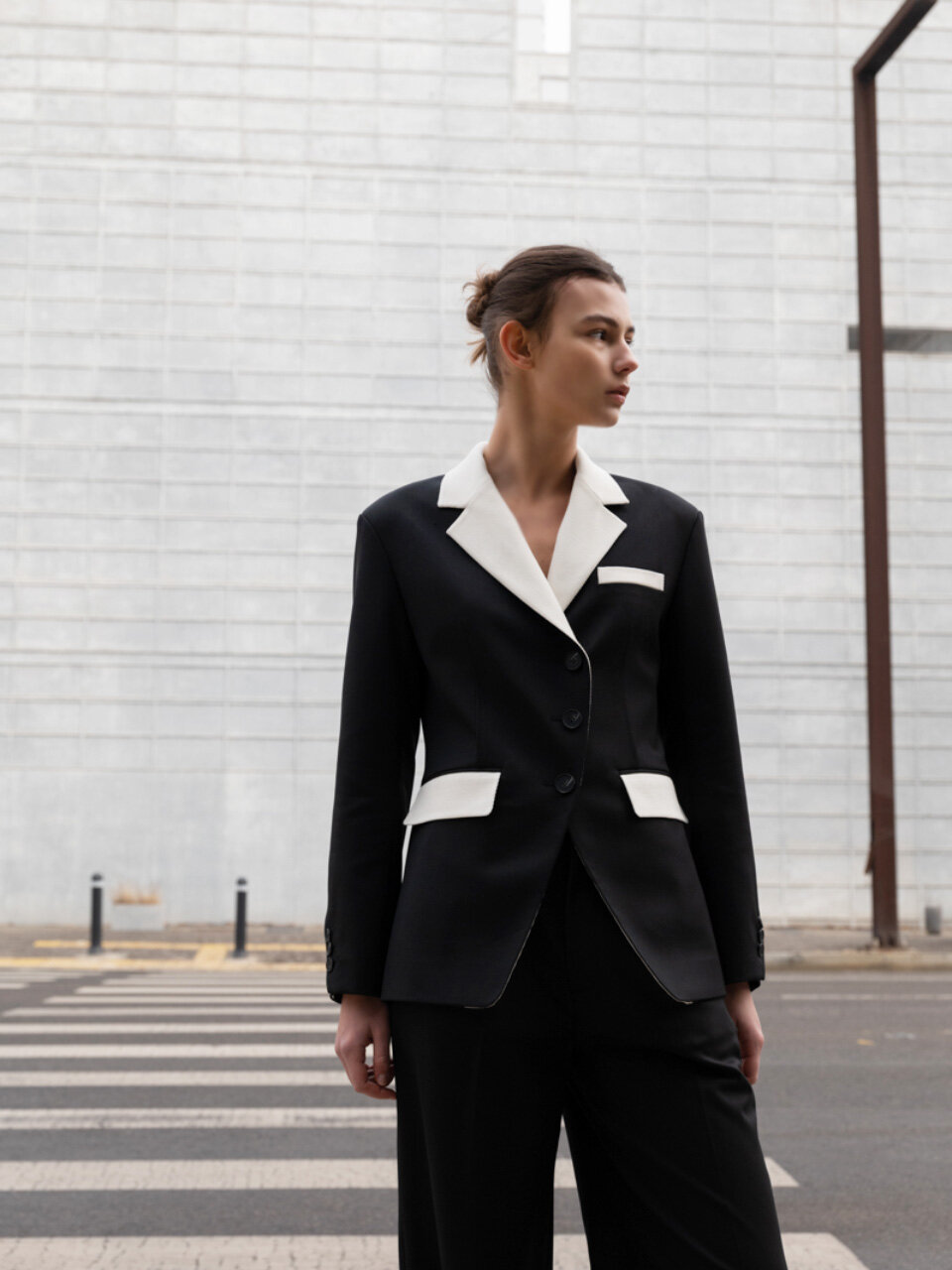 Contrast Collar Single Jacket (Black)