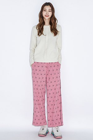 [셀럽착용] Logo Dot Print Banding Pants