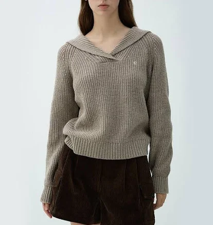 CLOVE Collared V-Neck Knit Sweater