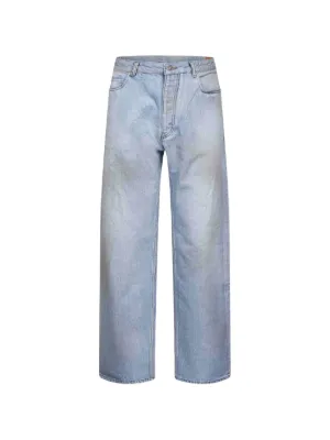 Distressed Lose-fit Jeans