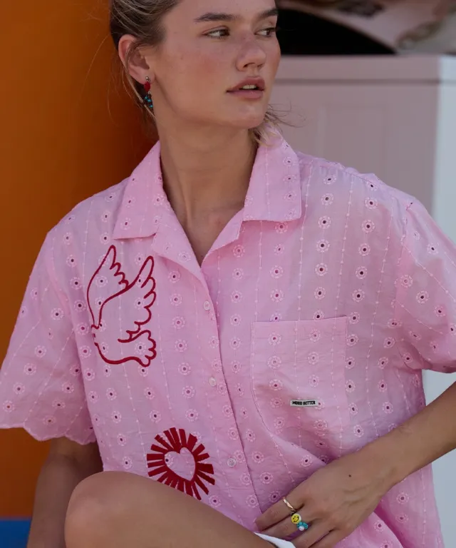 BIRDS EMBROIDERY EYELET SHORT SLEEVE SHIRTS PINK