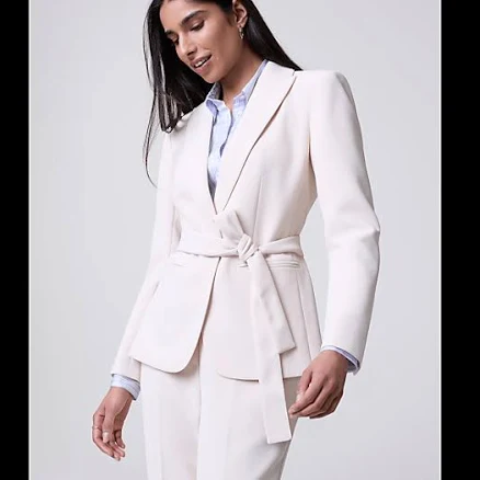 Ann Taylor Women's Belted Fluid Crepe Blazer
