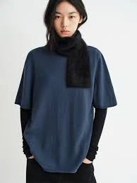 Fine merino wool turtleneck short-sleeve sweater