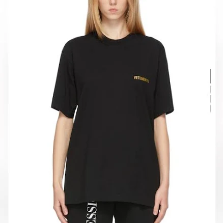 VETEMENTS Women Logo T-shirt