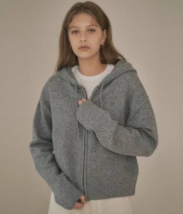 SIYAZU Essential Knit Hoodie