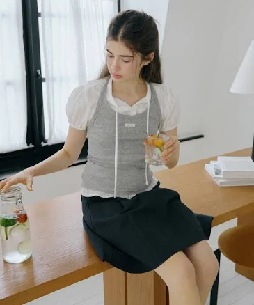 LETTER FROM MOON Letters Label Top