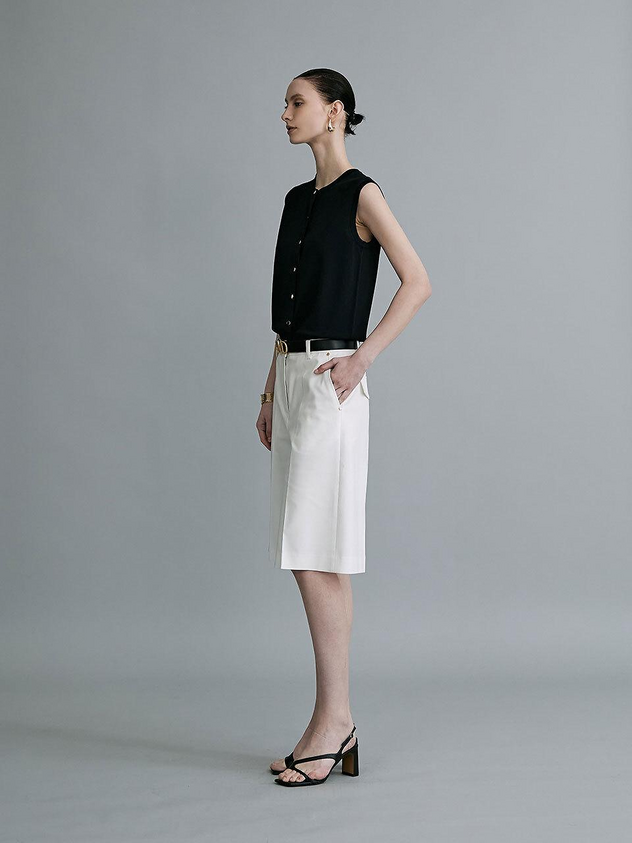 Minimal Crop Knit Vest