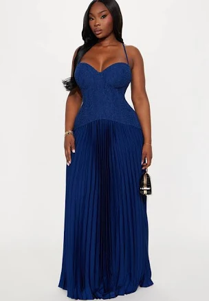 Fashion Nova Daniella Corset Waist Lace Maxi Dress