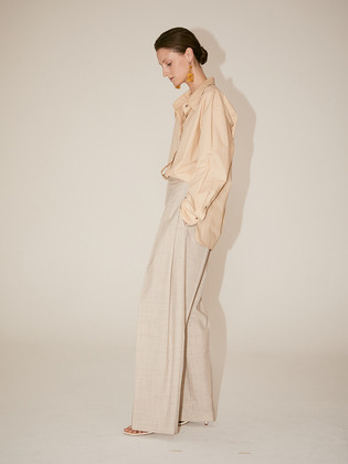 Wide Tuck Fine Wool Slacks