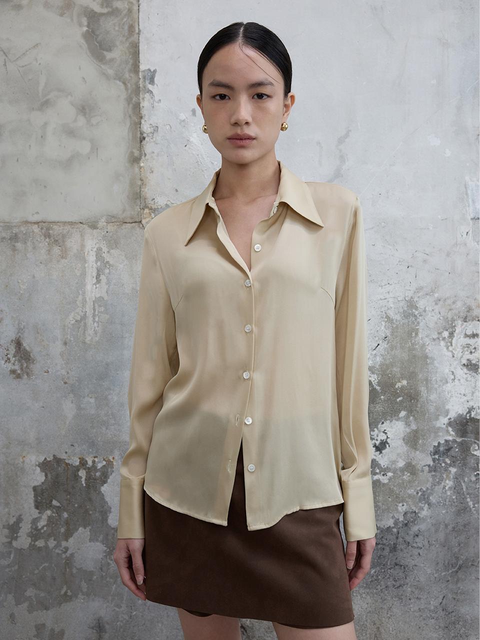 Sharp Collar Silk Shirt