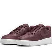 Air Force 1 '07 SE Sneaker (Women)