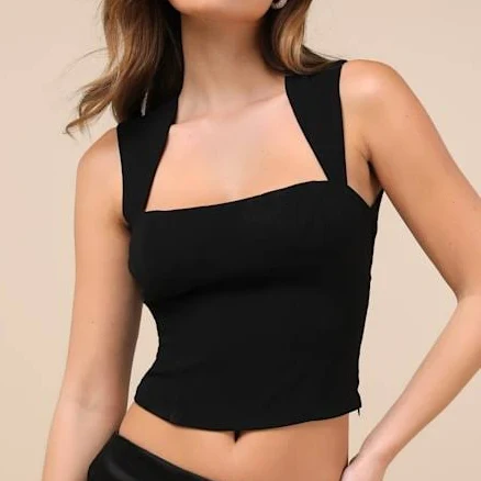 Lulus Heart Cutout Sleeveless Crop Top