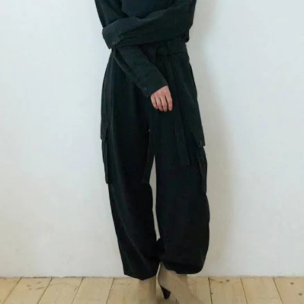BLOSSOM H COMPANY POD CARGO PANTS by W Concept
