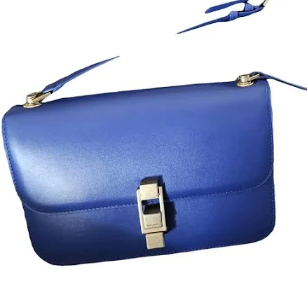 Saint Laurent Le Carré Leather Shoulder Bag Women
