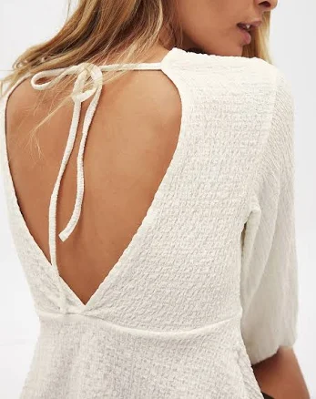 NA-KD Open Back Balloon Sleeve Blouse