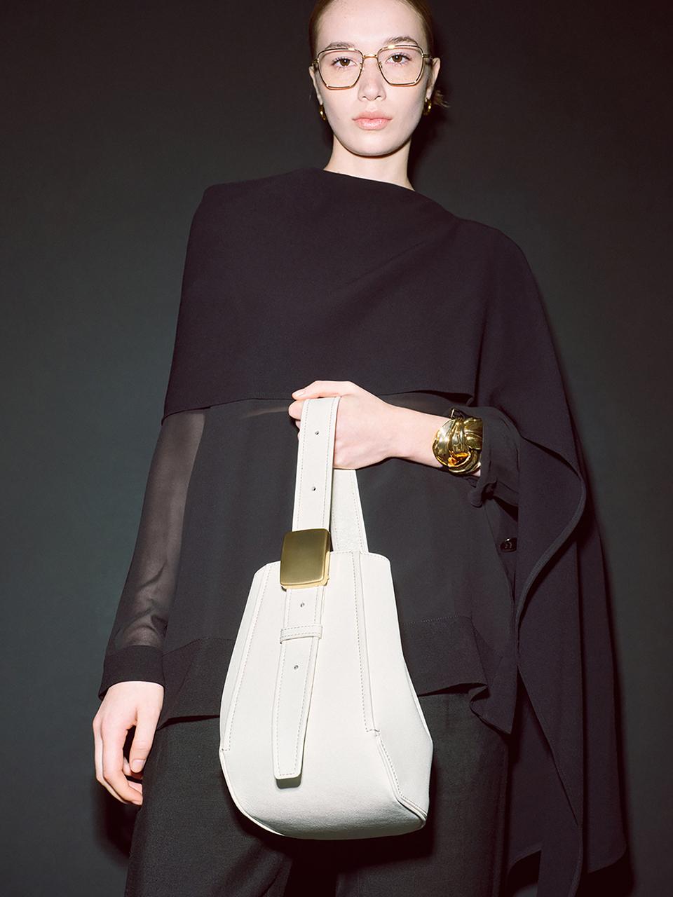 Facade Pond Bucket Sling Bag