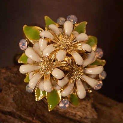 Bloom Floral Ring