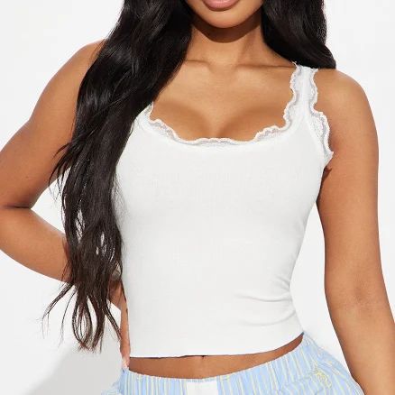 Fashion Nova Lace Trim Sleeveless Cropped Tank Top