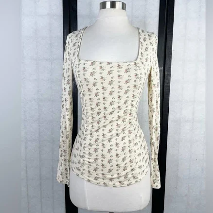 Rouje Cream Floral Long Sleeve Top. 34