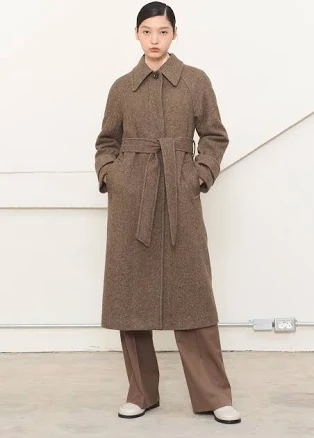 Belted Raglan-Sleeve Wool Coat
