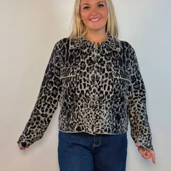 Easy Fit Jacquard Leopard Jacket