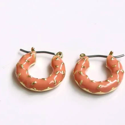 W Concept Rita Monica EARrings