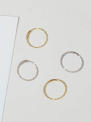 Simple Round Ring