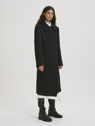 Spread Collar Wool Coat