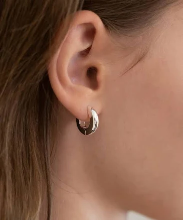 TATIANA Simple Hoop Earrings