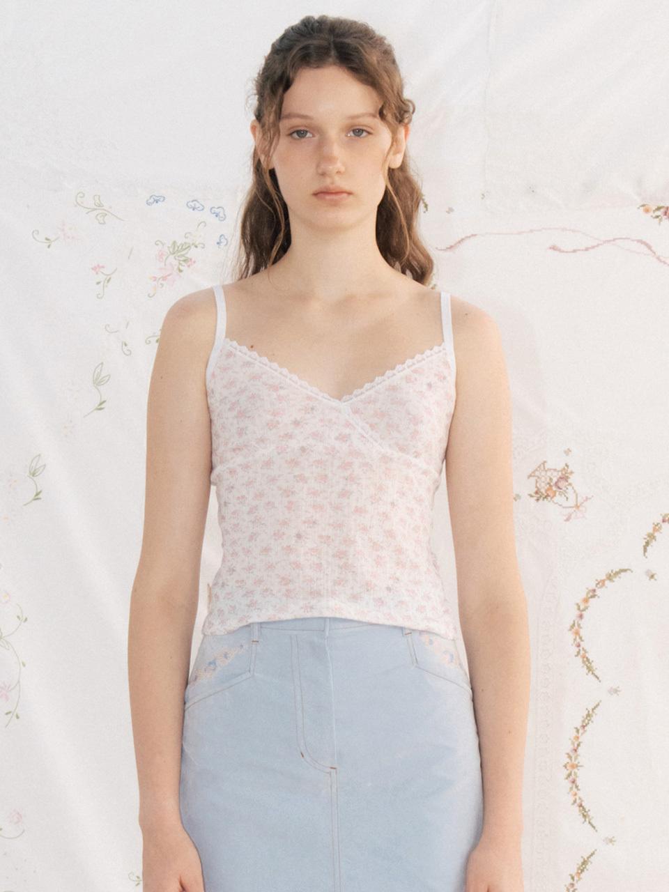 Via Floral Pattern Sleeveless Top