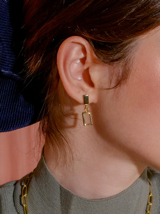 Edge Square Earrings