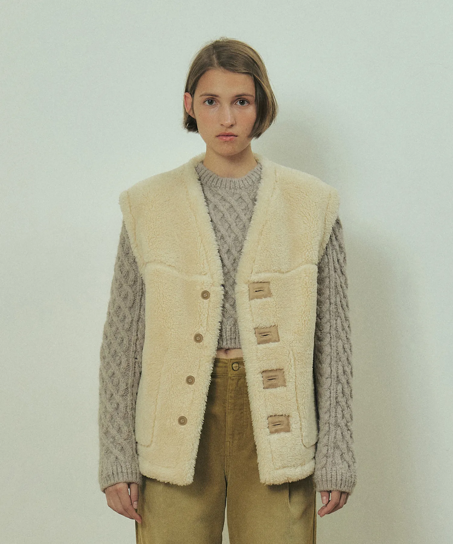 Roma Shearing Vest _BEIGE