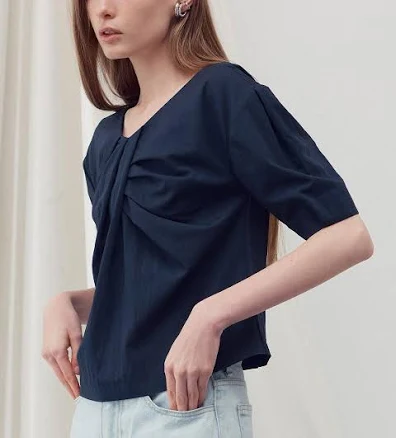 RE RHEE V Neck Draped Blouse