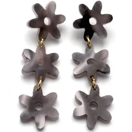DāZē Drop Earrings