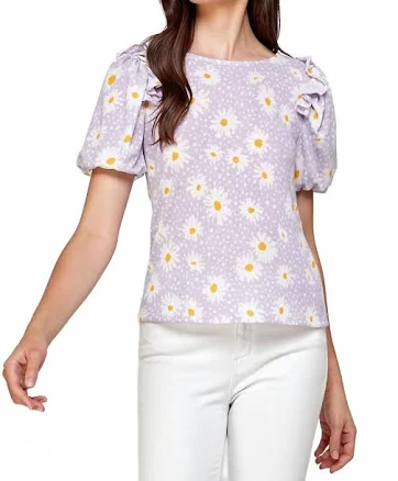 Daisy Puff Short Sleeve Blouse In Lavender