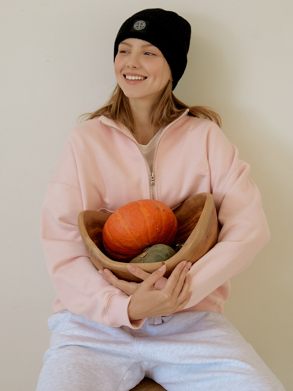 RE-L Logo Half Zip-up Sweatshirt (3 Colors)