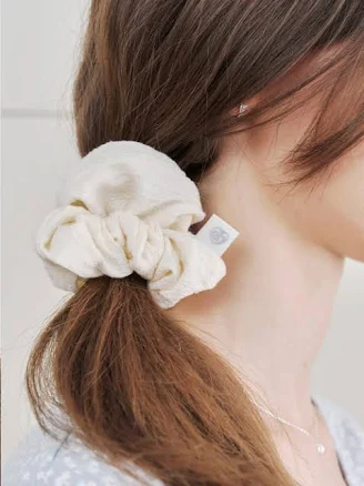 ENGBROX Lovey Lace Scrunchie