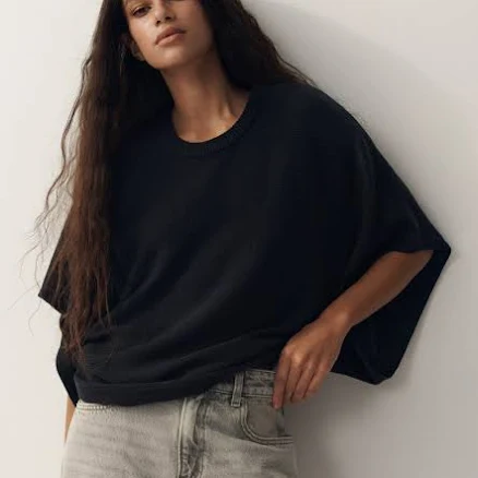 H&M Ladies Batwing-Sleeved Knit Top