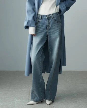 RE RHEE Seam Detail Straight Denim Pants