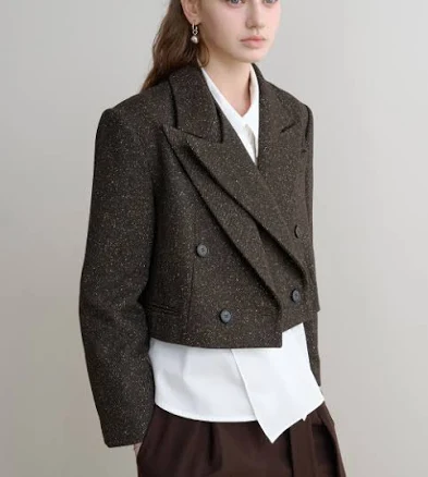 LE YIEL Peaked Collar Wool Crop Jacket_BrownLE YIEL Peaked Collar Wool Crop Jacket_Brown