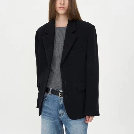 INSILENCE Women's Wool Three-Button Blazer