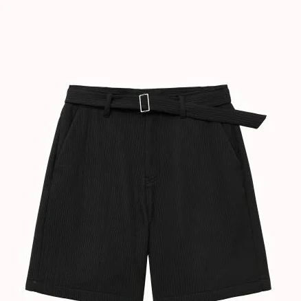 NOIRER 3D Pleated Half Pants