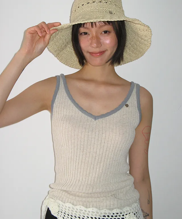 GOLGI BLOCKING CHARM SLEEVELESS KNIT OATMEAL GREY