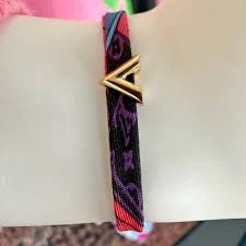 Be Mindful V Bracelet